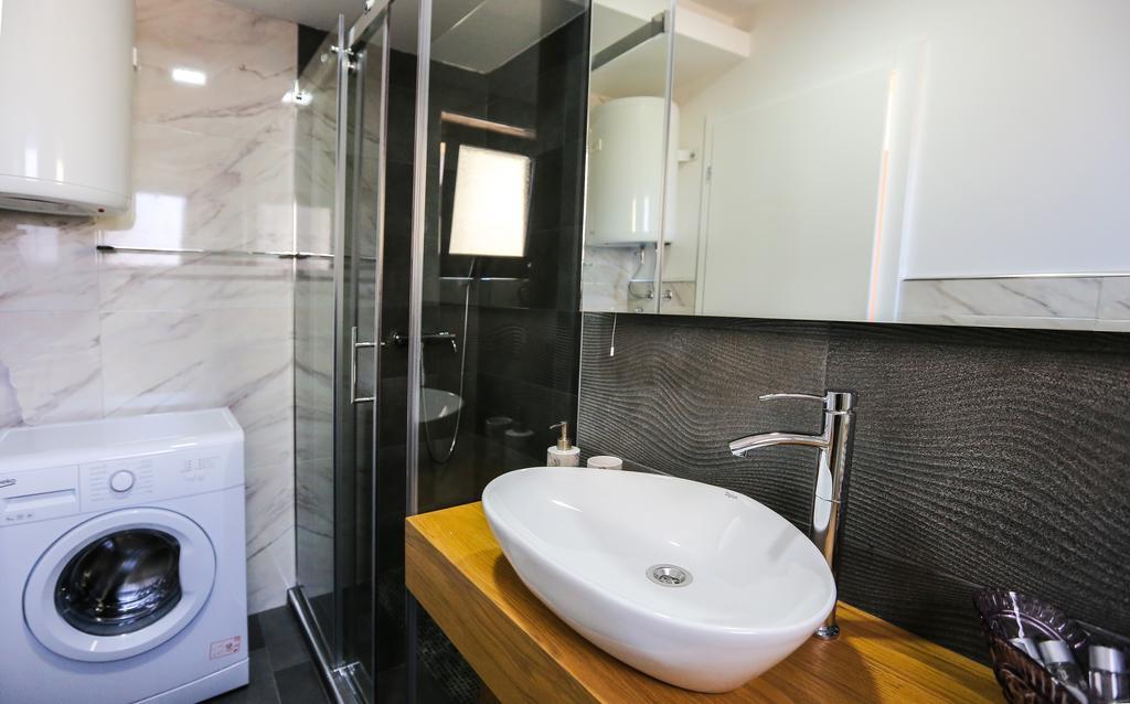 New Lux Apartment Novi Sad Eksteriør bilde